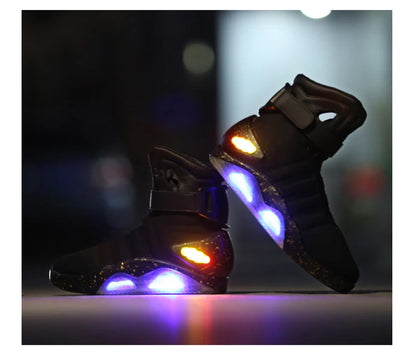 LED Lichtgevende Schoenen. Skate Boots voor Heren, Dames & Kinderen zoals op Tik Tok
